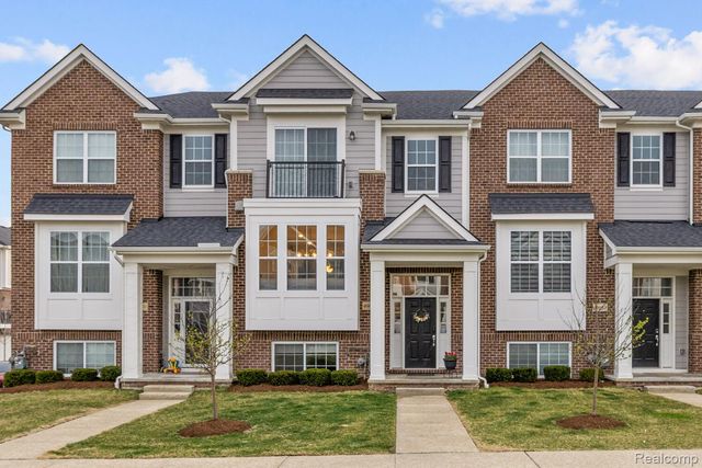 49693 Lantern Way, Canton Charter Township, MI 48188