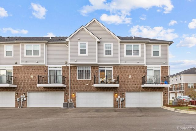 49693 Lantern Way, Canton Charter Township, MI 48188