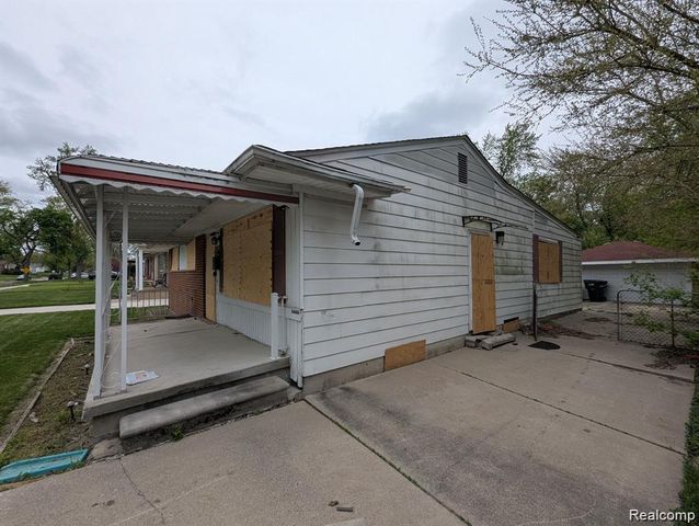 16580 Winston Street, Detroit, MI 48219