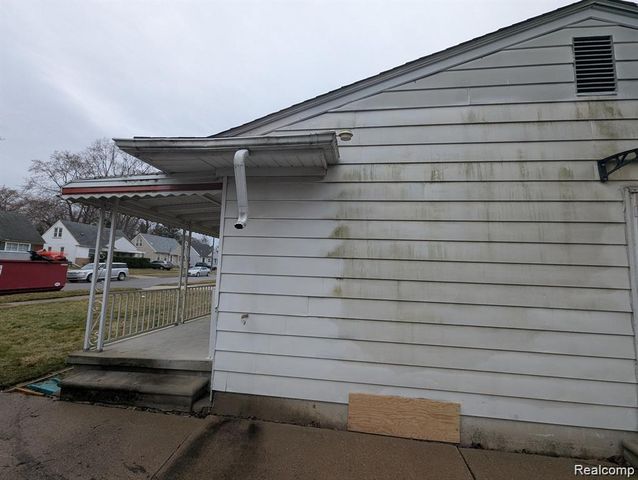16580 Winston Street, Detroit, MI 48219