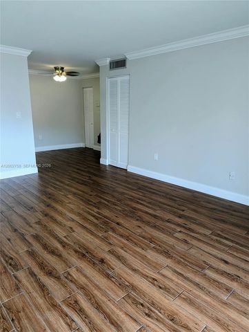 7160 Fairway Dr J18, Miami Lakes, FL 33014