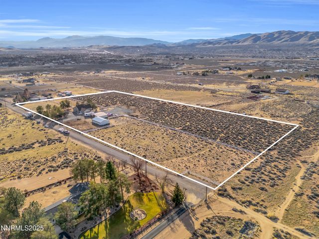 25 El Caballo Trail, Sparks, NV 89441