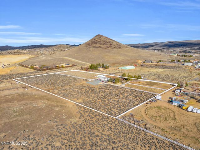 25 El Caballo Trail, Sparks, NV 89441