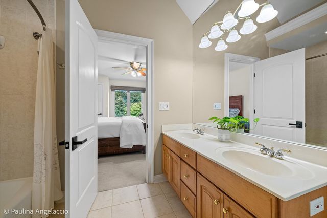 21558 W Goldfinch Court, Kildeer, IL 60047