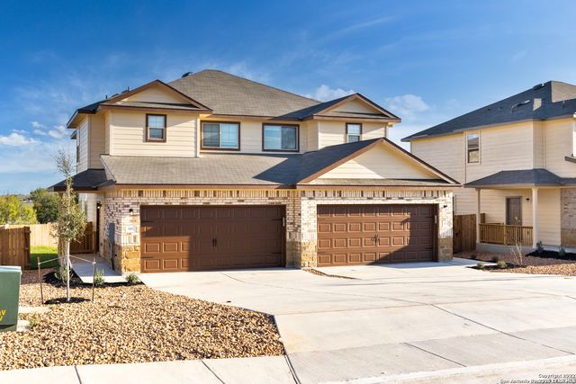 367 Emma, New Braunfels, TX 78130
