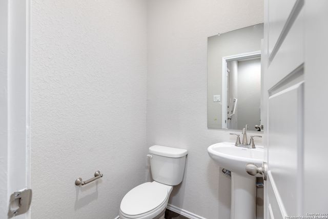 367 Emma, New Braunfels, TX 78130