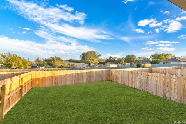 367 Emma, New Braunfels, TX 78130