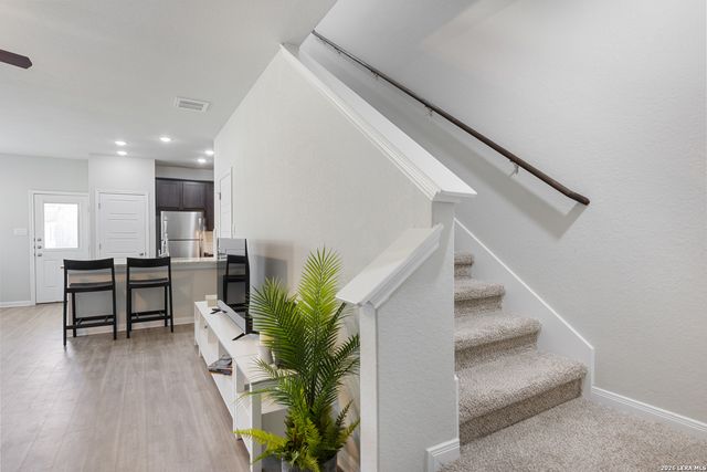 367 Emma, New Braunfels, TX 78130