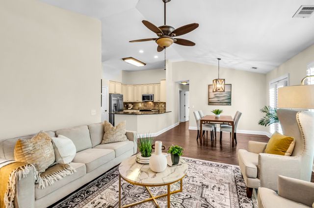 8225 Canoe Court, Nashville, TN 37221