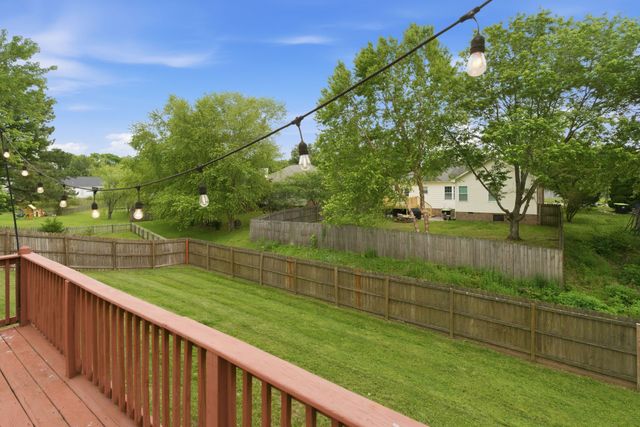 8225 Canoe Court, Nashville, TN 37221