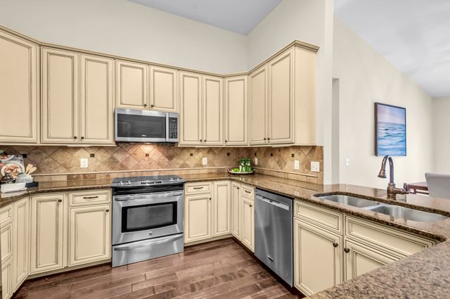 8225 Canoe Court, Nashville, TN 37221