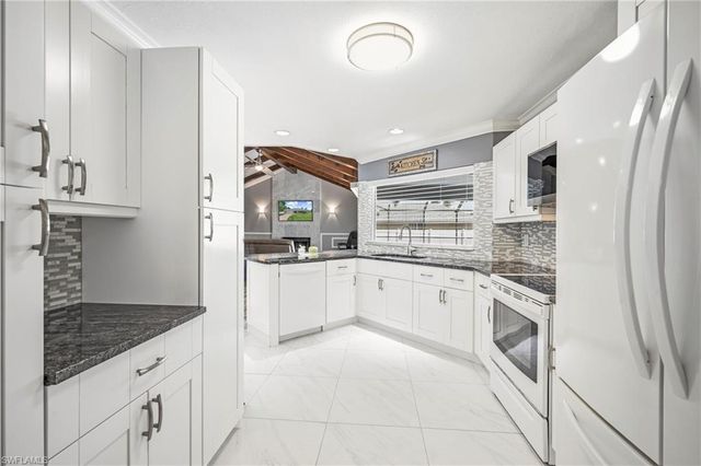 1715 21st ST, Cape Coral, FL 33990