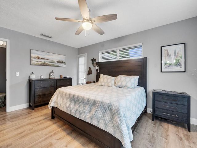261 SE Wallace Terrace, Port St. Lucie, FL 34983
