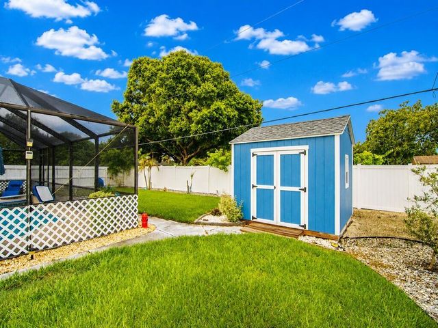 261 SE Wallace Terrace, Port St. Lucie, FL 34983