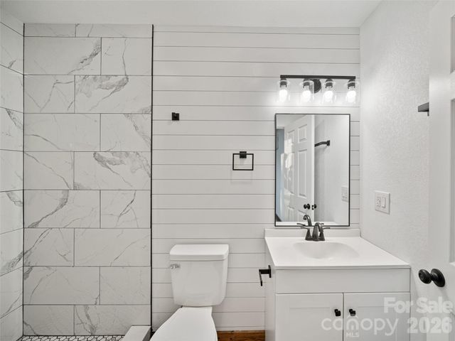 139 Church Street, Burnsville, NC 28714