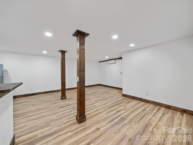 139 Church Street, Burnsville, NC 28714