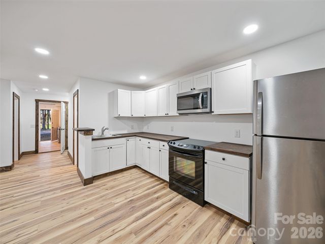 139 Church Street, Burnsville, NC 28714
