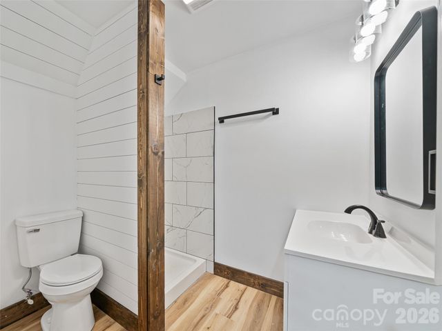 139 Church Street, Burnsville, NC 28714