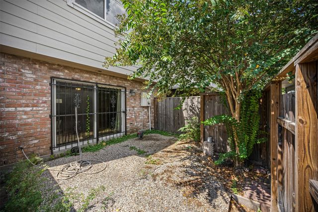 9501 Fondren Road 9, Houston, TX 77074