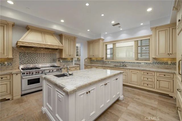 2258 Channel Road, Newport Beach, CA 92661