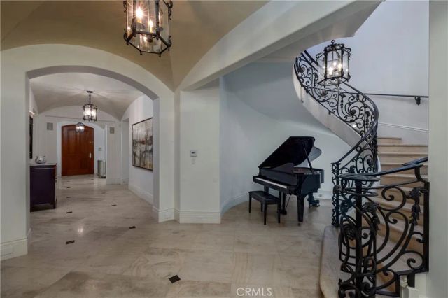 2258 Channel Road, Newport Beach, CA 92661