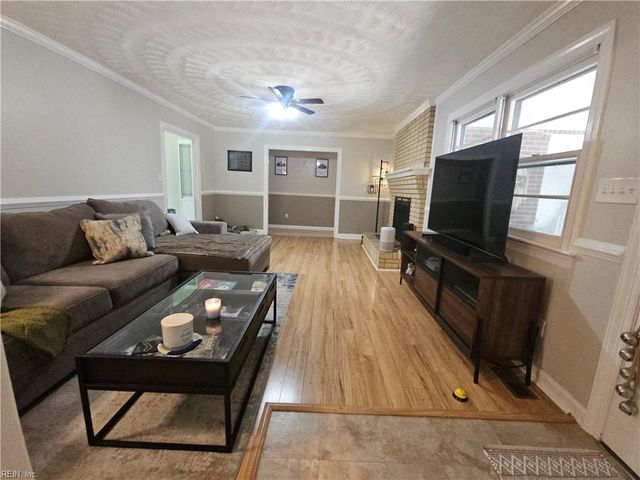 403 Woodland RD, Hampton, VA 23669