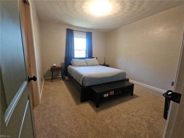 403 Woodland RD, Hampton, VA 23669