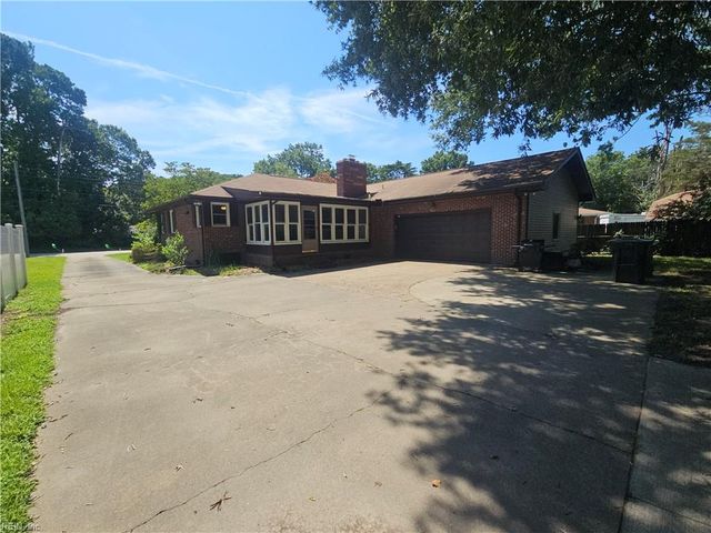 403 Woodland RD, Hampton, VA 23669