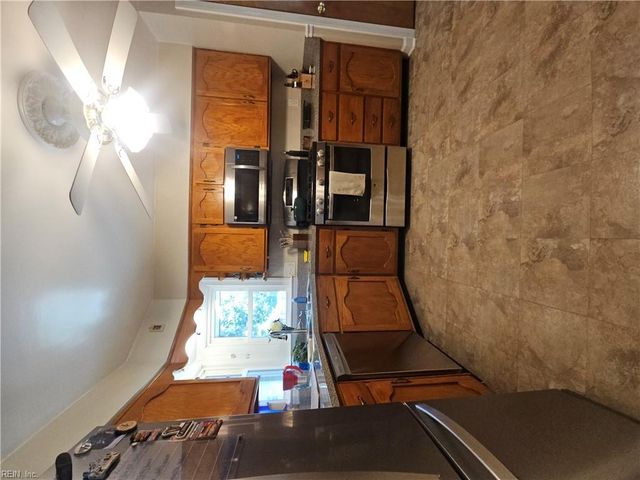 403 Woodland RD, Hampton, VA 23669