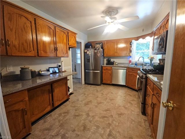 403 Woodland RD, Hampton, VA 23669