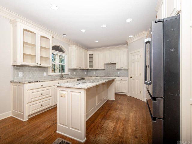 3 Kerien Lane, Little Rock, AR 72223