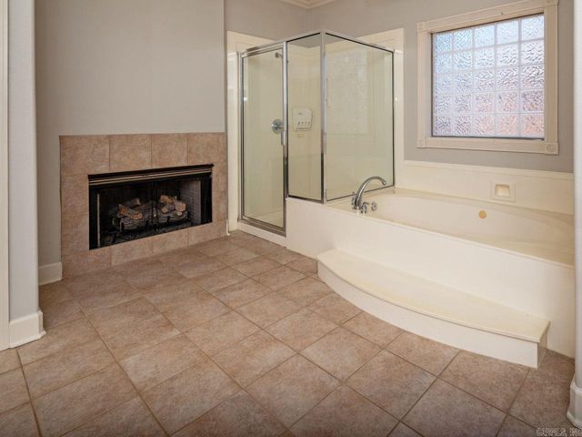 3 Kerien Lane, Little Rock, AR 72223