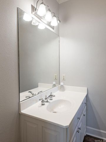 3 Kerien Lane, Little Rock, AR 72223