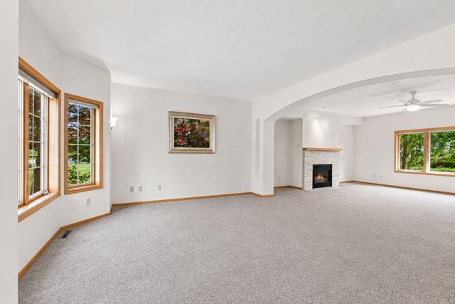 18129 Jarl Court, Lakeville, MN 55044