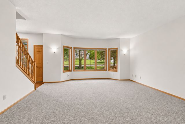 18129 Jarl Court, Lakeville, MN 55044