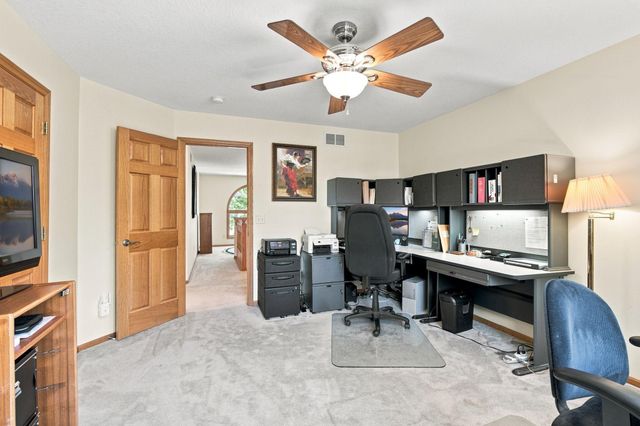 18129 Jarl Court, Lakeville, MN 55044