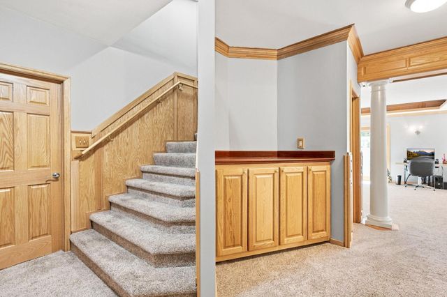 18129 Jarl Court, Lakeville, MN 55044