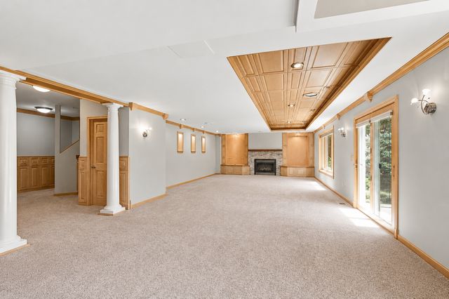 18129 Jarl Court, Lakeville, MN 55044