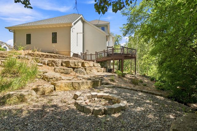18129 Jarl Court, Lakeville, MN 55044