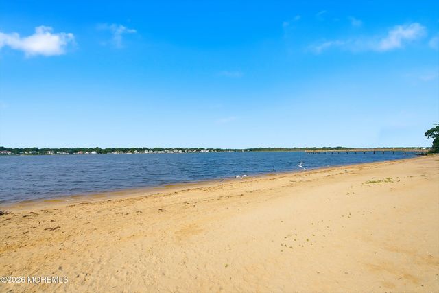446 Cape Breton Court, Brick, NJ 08723