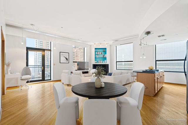 910 S Michigan Avenue 1011, Chicago, IL 60605