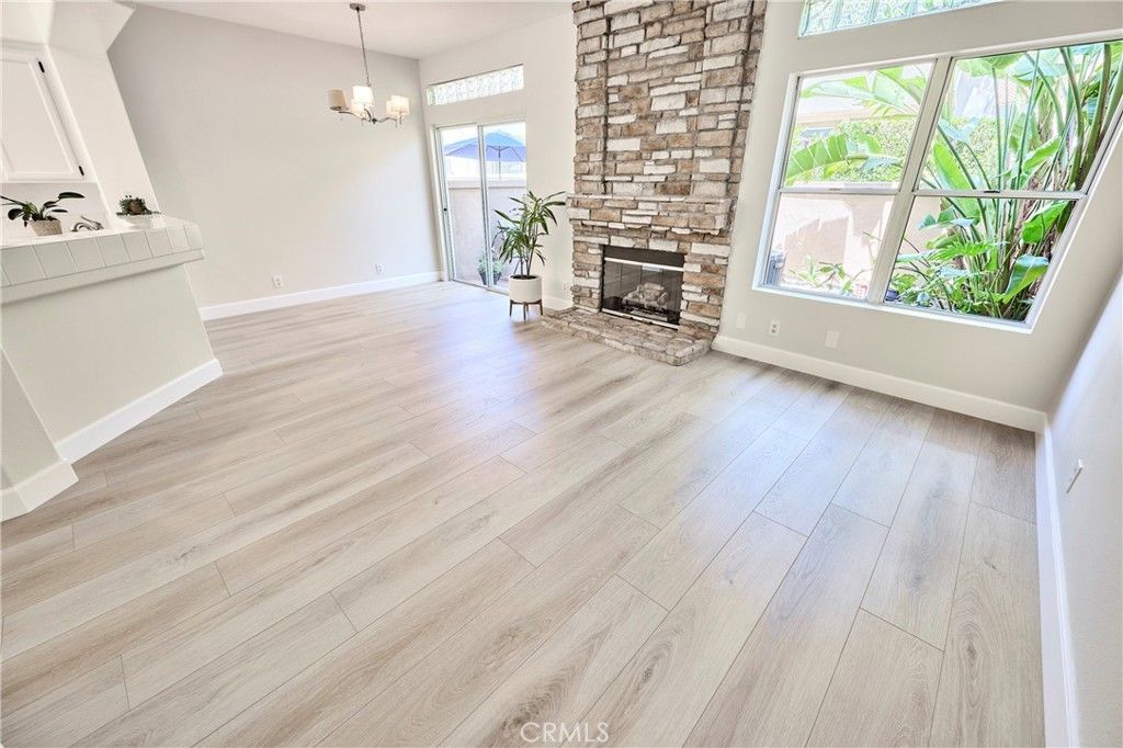 Image 14 of property listing at 25 Paseo Estrellas, Rancho Santa Margarita, CA 92688
