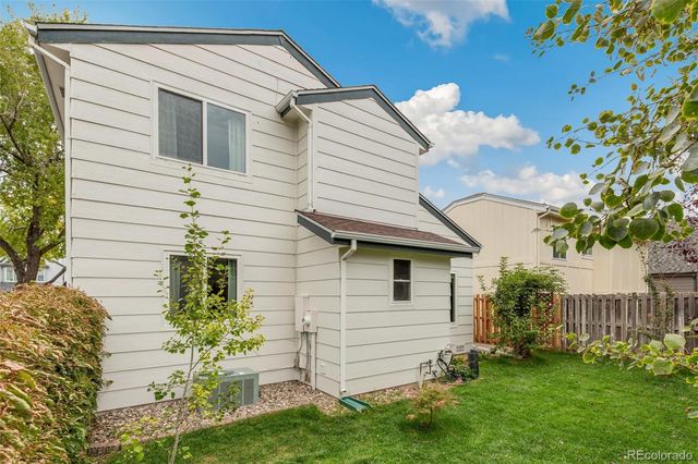5623 S Yank Court, Littleton, CO 80127