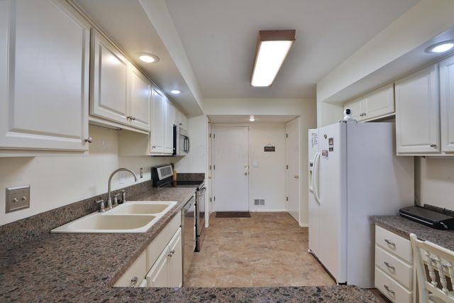 2095 Willowick Drive, C, Columbus, OH 43229