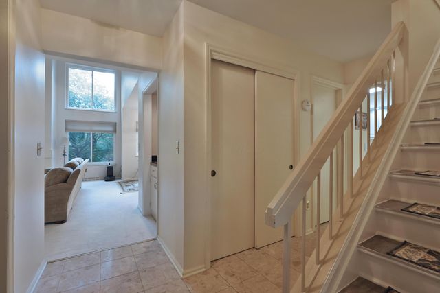 2095 Willowick Drive, C, Columbus, OH 43229