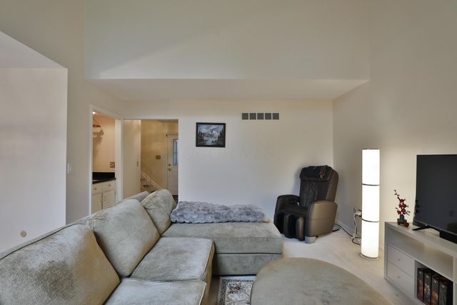 2095 Willowick Drive, C, Columbus, OH 43229