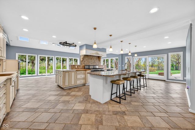 771 Coventry Drive, Seymour, IN 47274