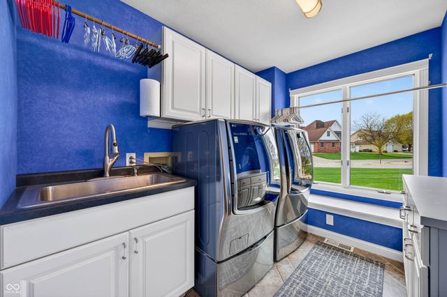 771 Coventry Drive, Seymour, IN 47274