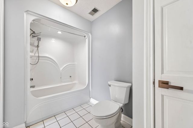771 Coventry Drive, Seymour, IN 47274