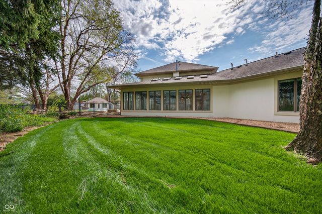 771 Coventry Drive, Seymour, IN 47274
